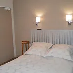 Restaurant Aux Genets D'or Hotel 2*